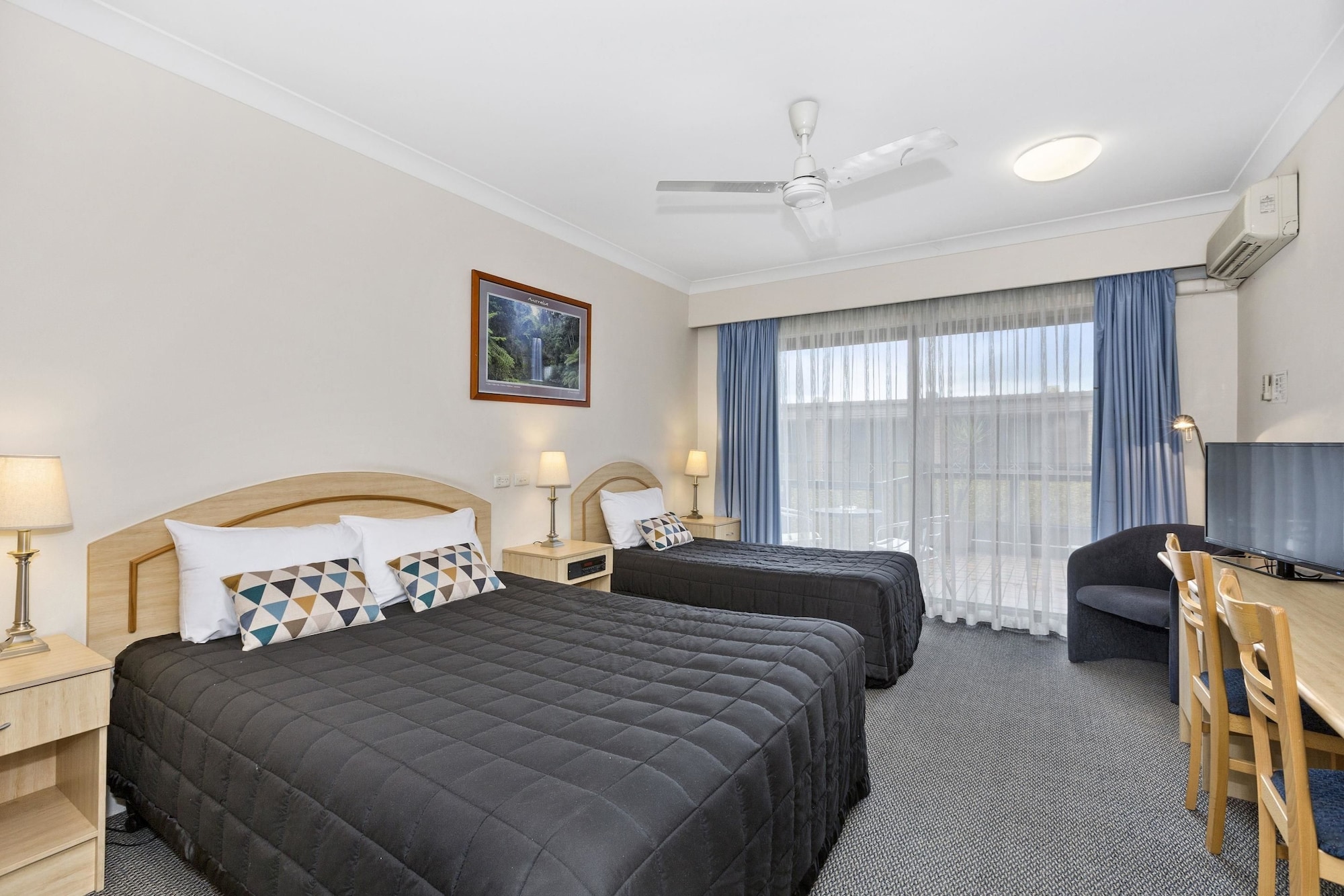 غرفة قياسية بسرير كوين وسرير فردي، Comfort Inn Centrepoint 3/7