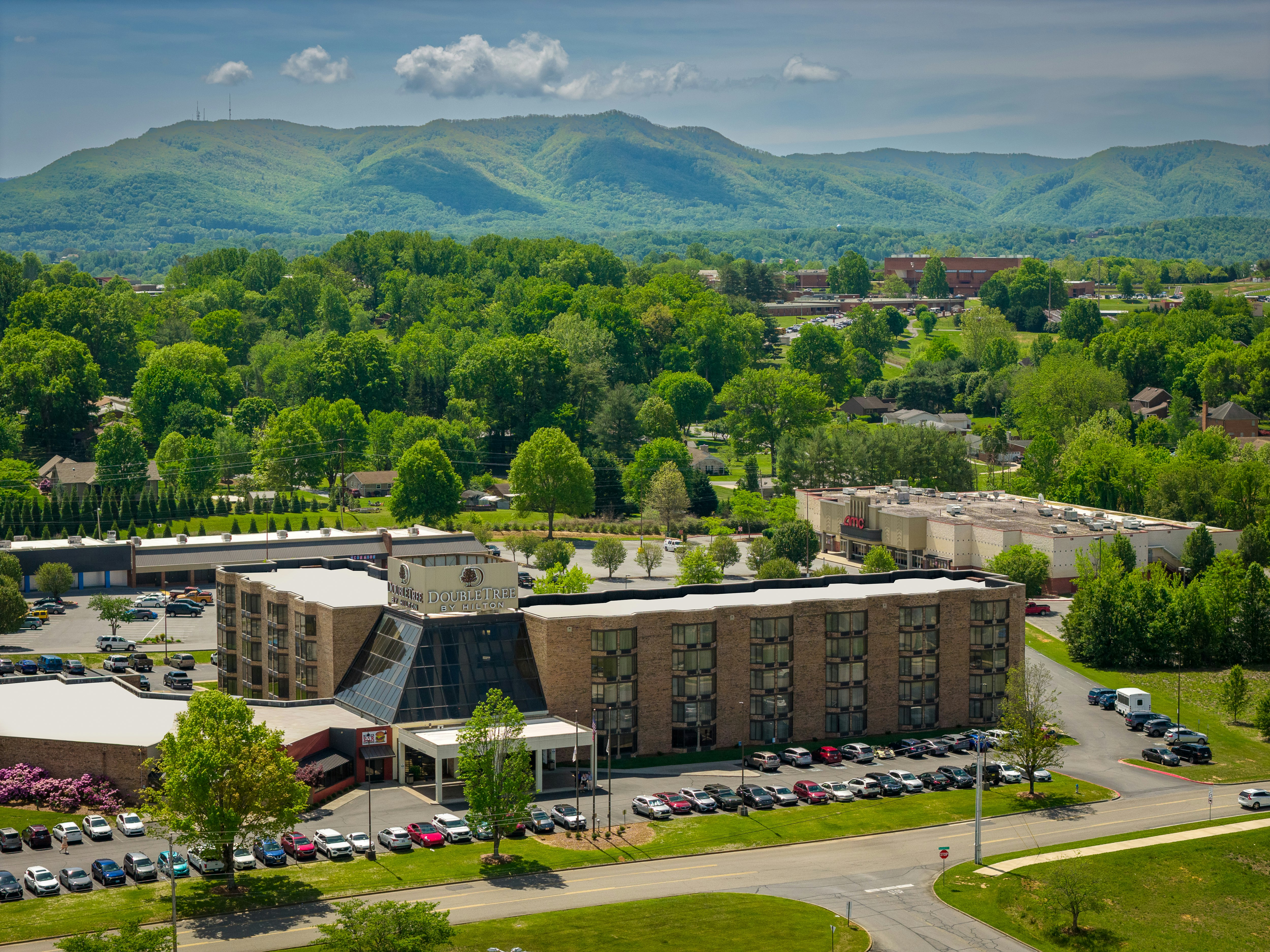 DoubleTree by Hilton Hotel Johnson City 61/61