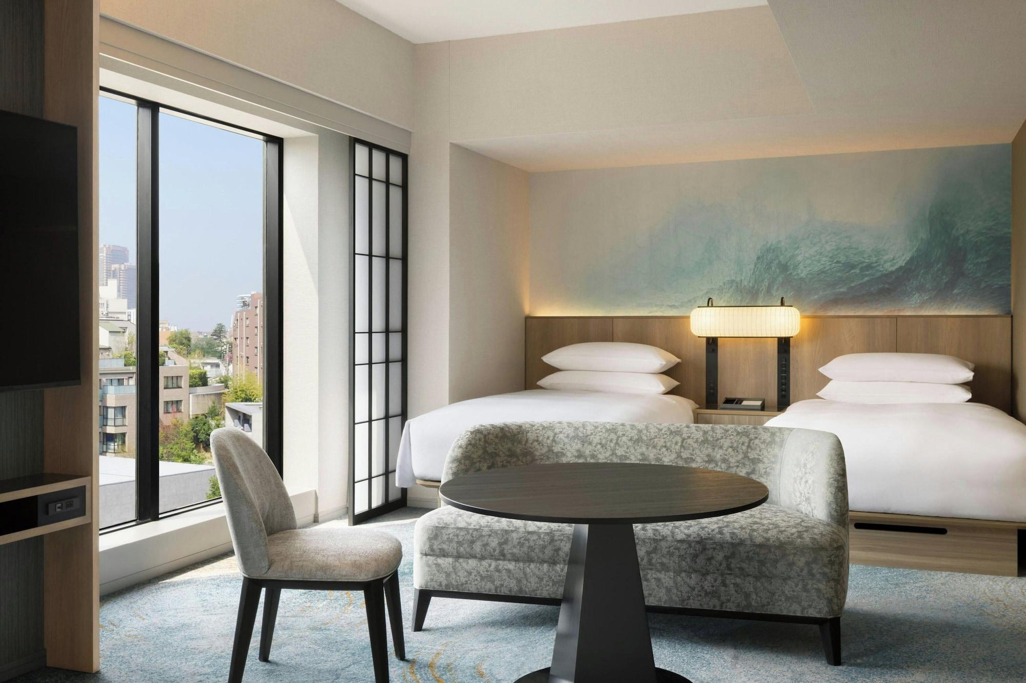 Junior Suite, Twin Beds, Club Lounge Access