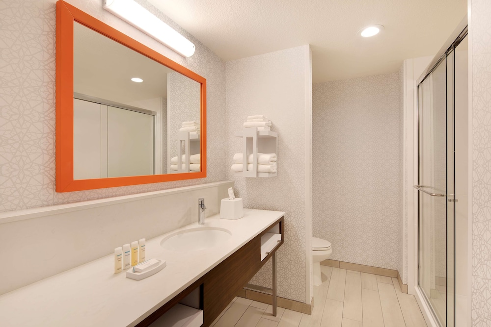 Hampton Inn Santa Cruz West Ca 16/48