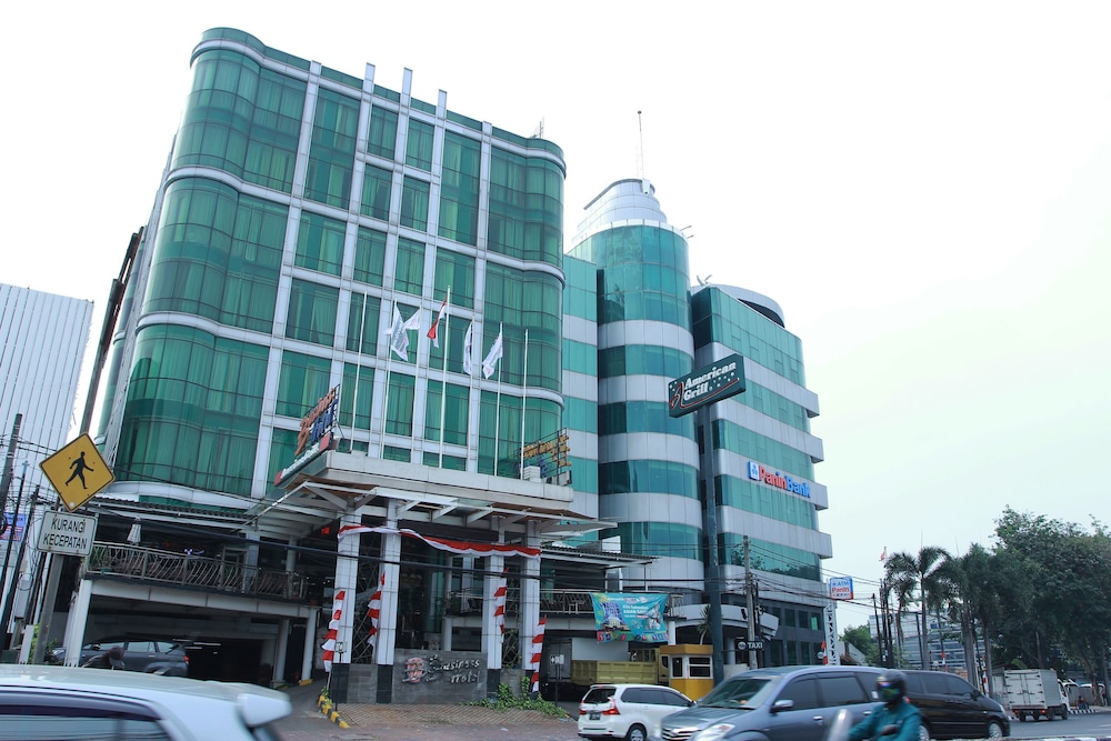 Business Hotel Tomang Jakarta 3/64