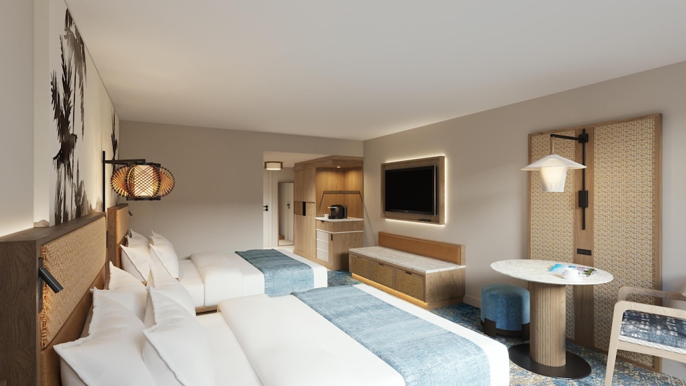 غرفة بسريرين كوين بإطلالة على المسبح، Hale Hokuala Kauai, Curio Collection By Hilton 3/4