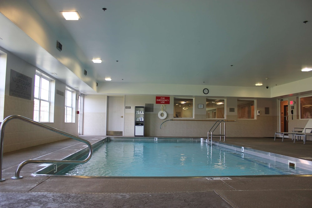 Country Inn & Suites by Radisson, Marion 12/64