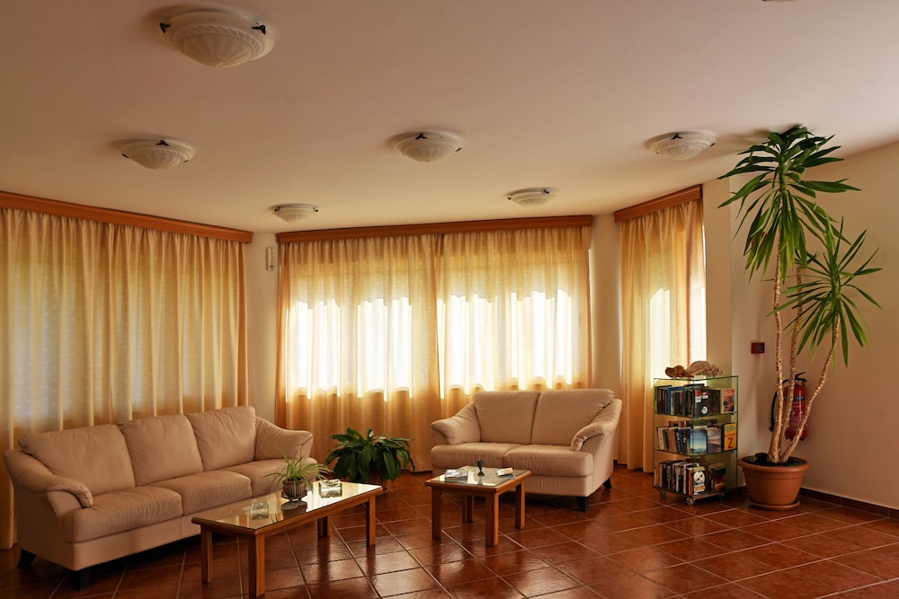Iolkos Hotel 40/52