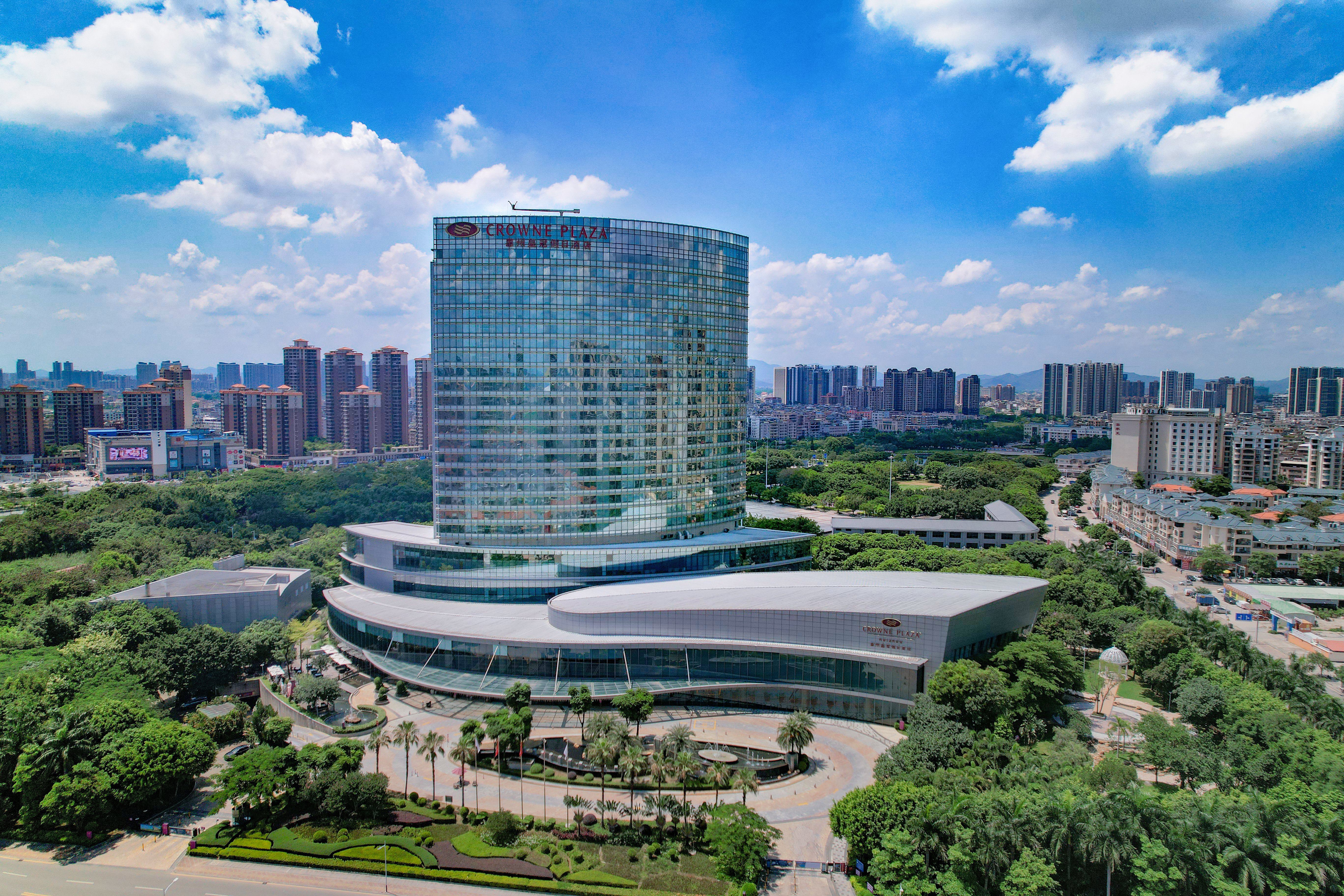 Crowne Plaza Huizhou 3/50