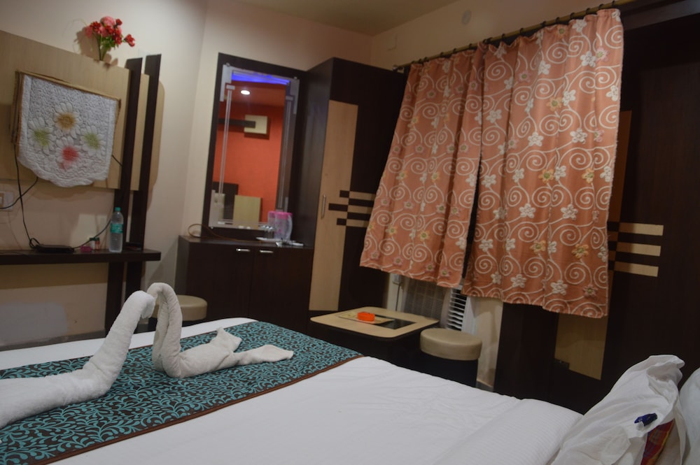 Hotel Jeevan Sandhya 12/22