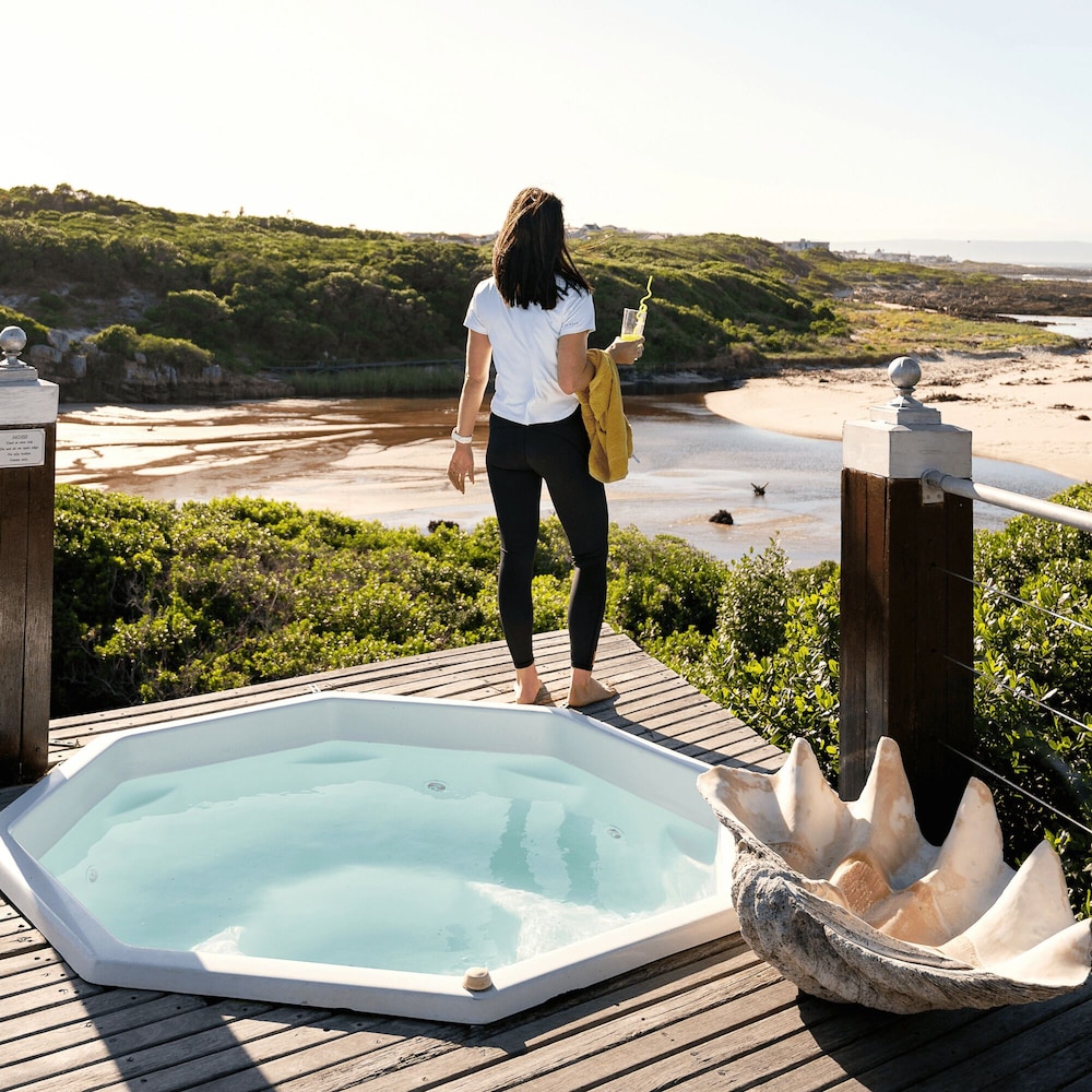 Kennedy's Beach Villa 31/50