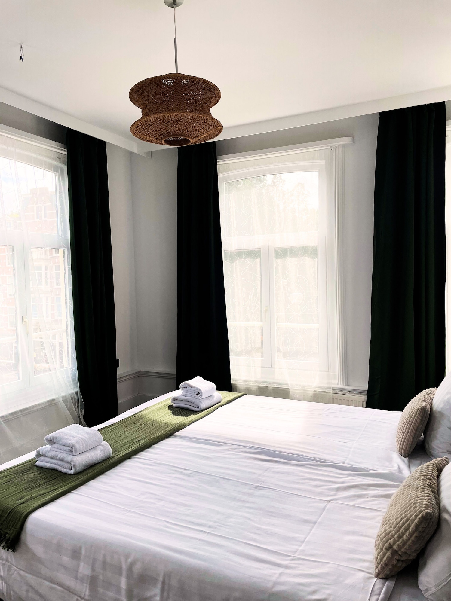 COMFORT, DOUBLE BED