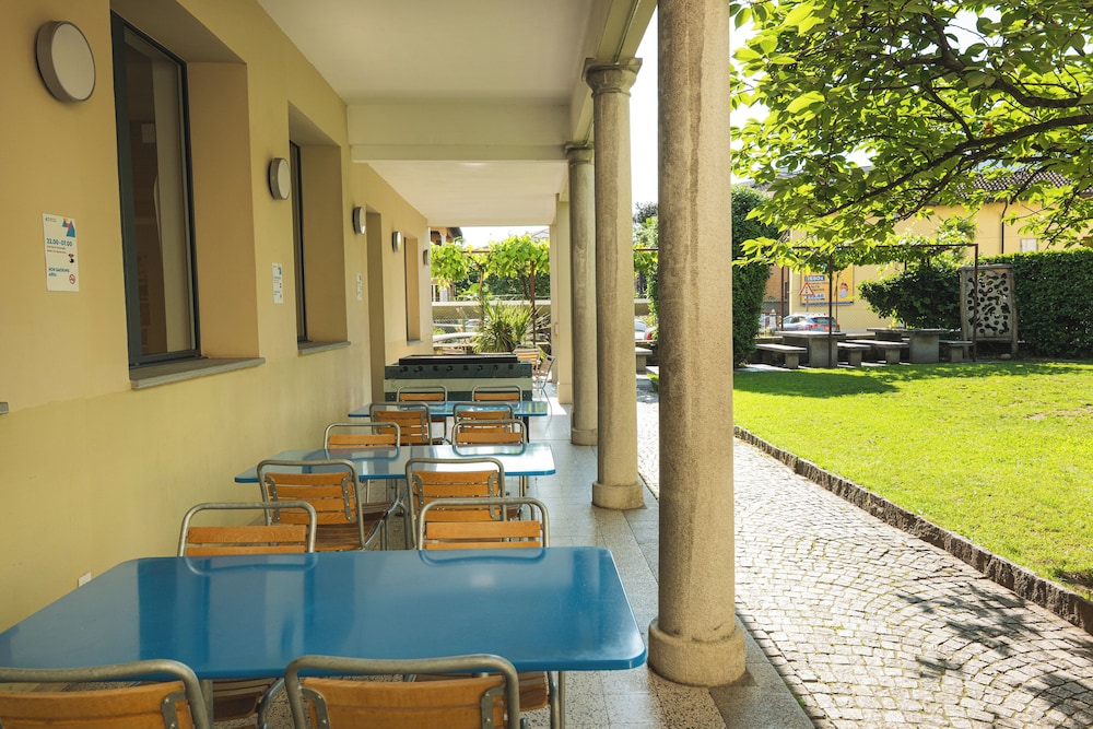 Youth Hostel Locarno 6/50