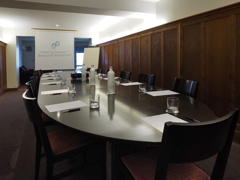 Logis Hotel De Carantec 26/33