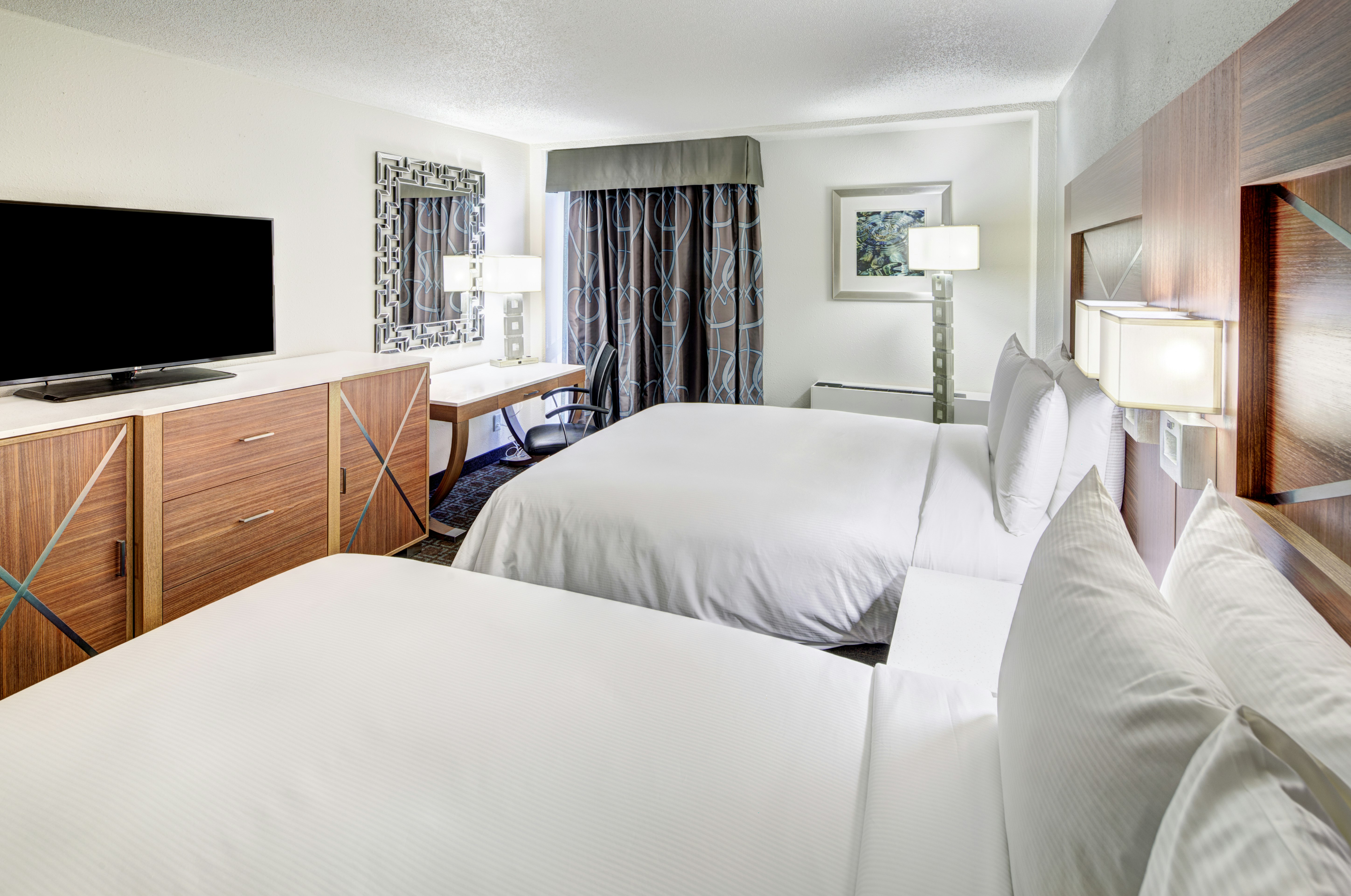 DoubleTree by Hilton Milwaukee Downtown 13/50