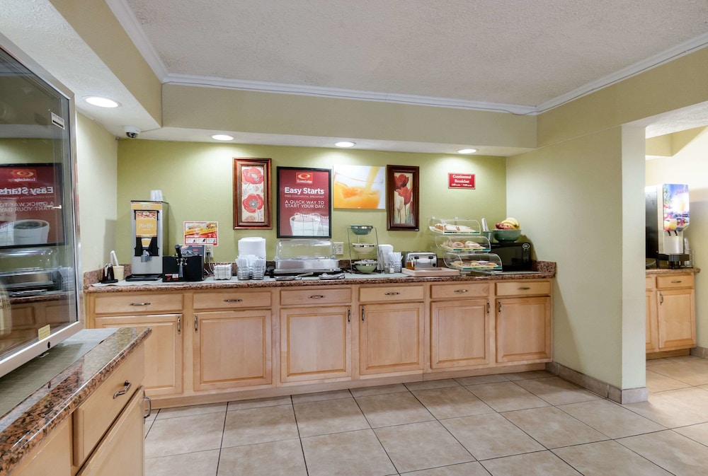 Econo Lodge Huntington - Barboursville University Area 30/34