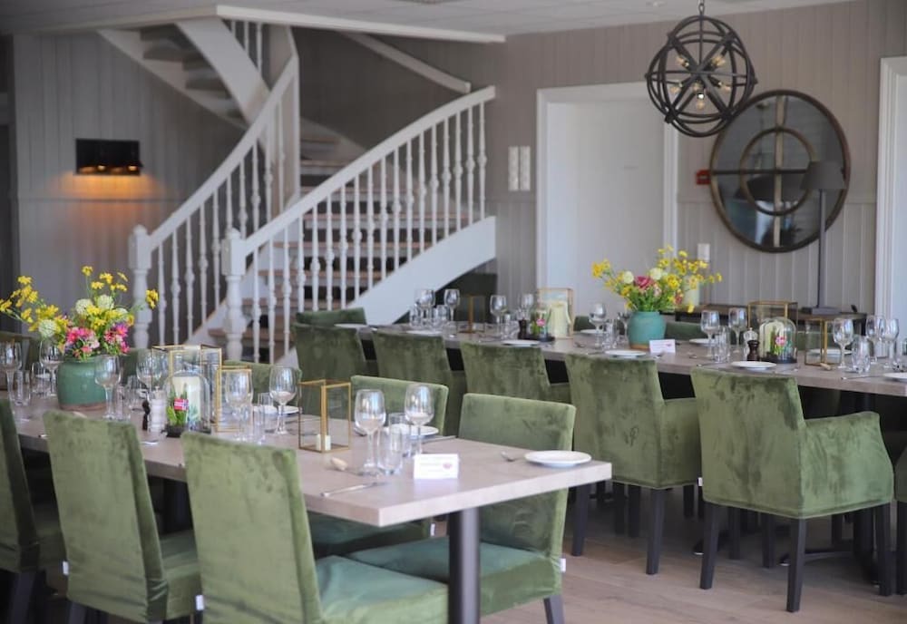 Hotel Lyngorporten 30/50