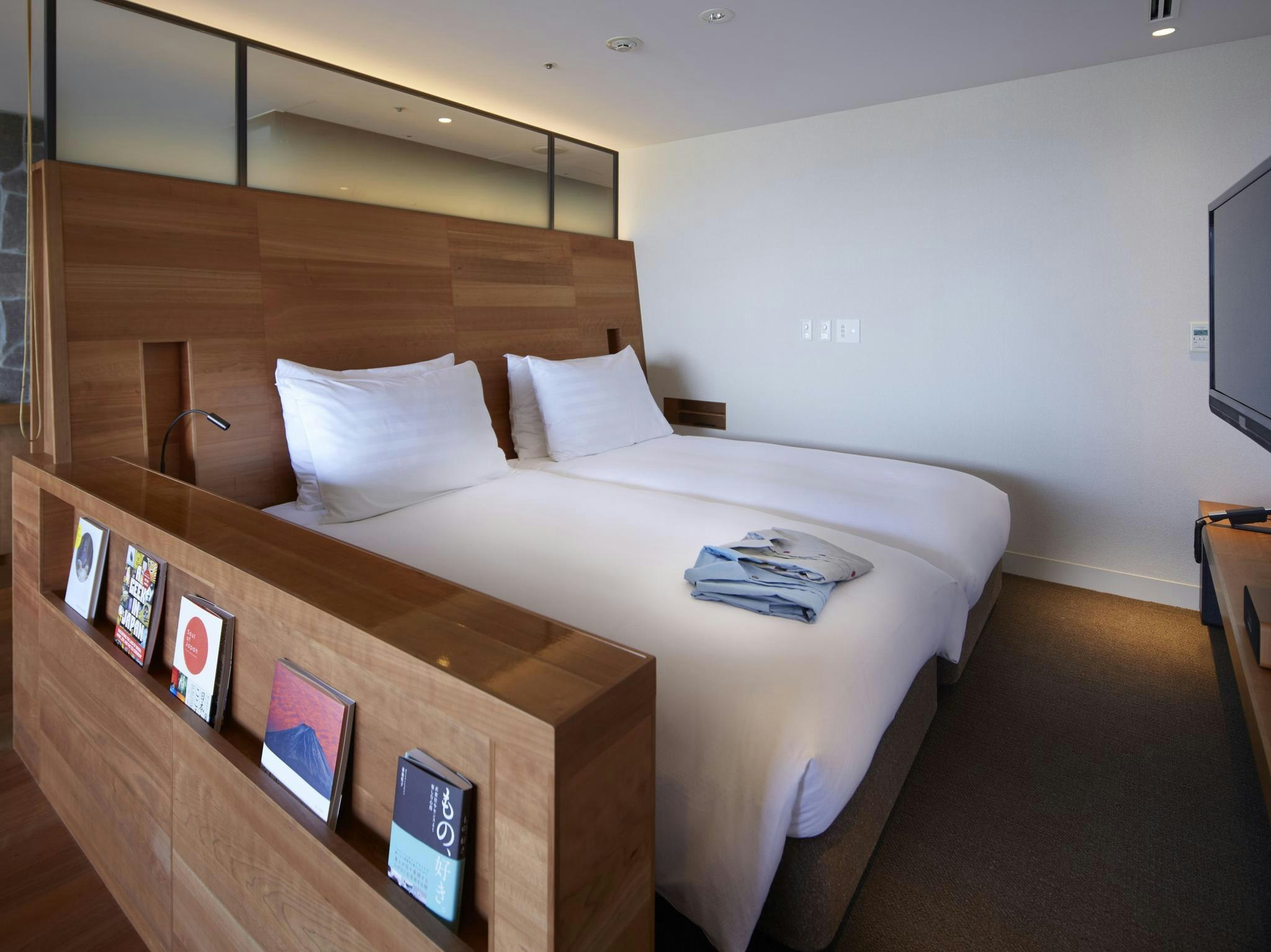 HILLTOP RESORT FUKUOKA 5/12
