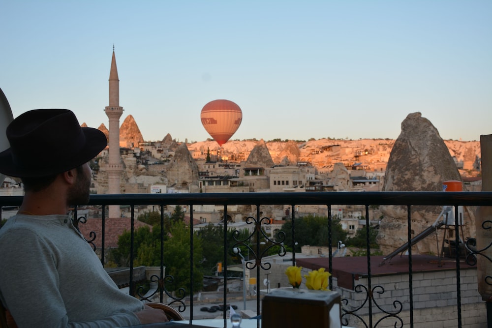 View Cave Hotel 43/50