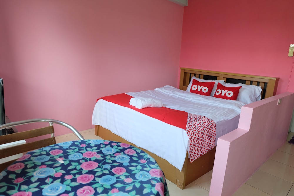 OYO 75429 101 Place Navanakorn 31/43