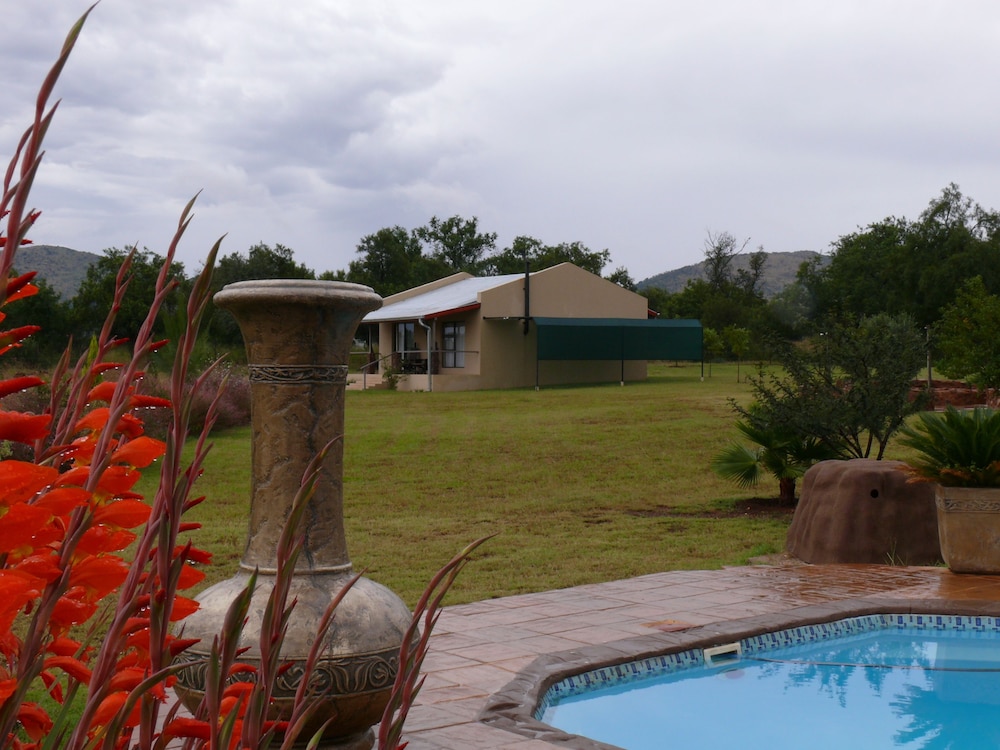 Votadini Country Cottages 26/33