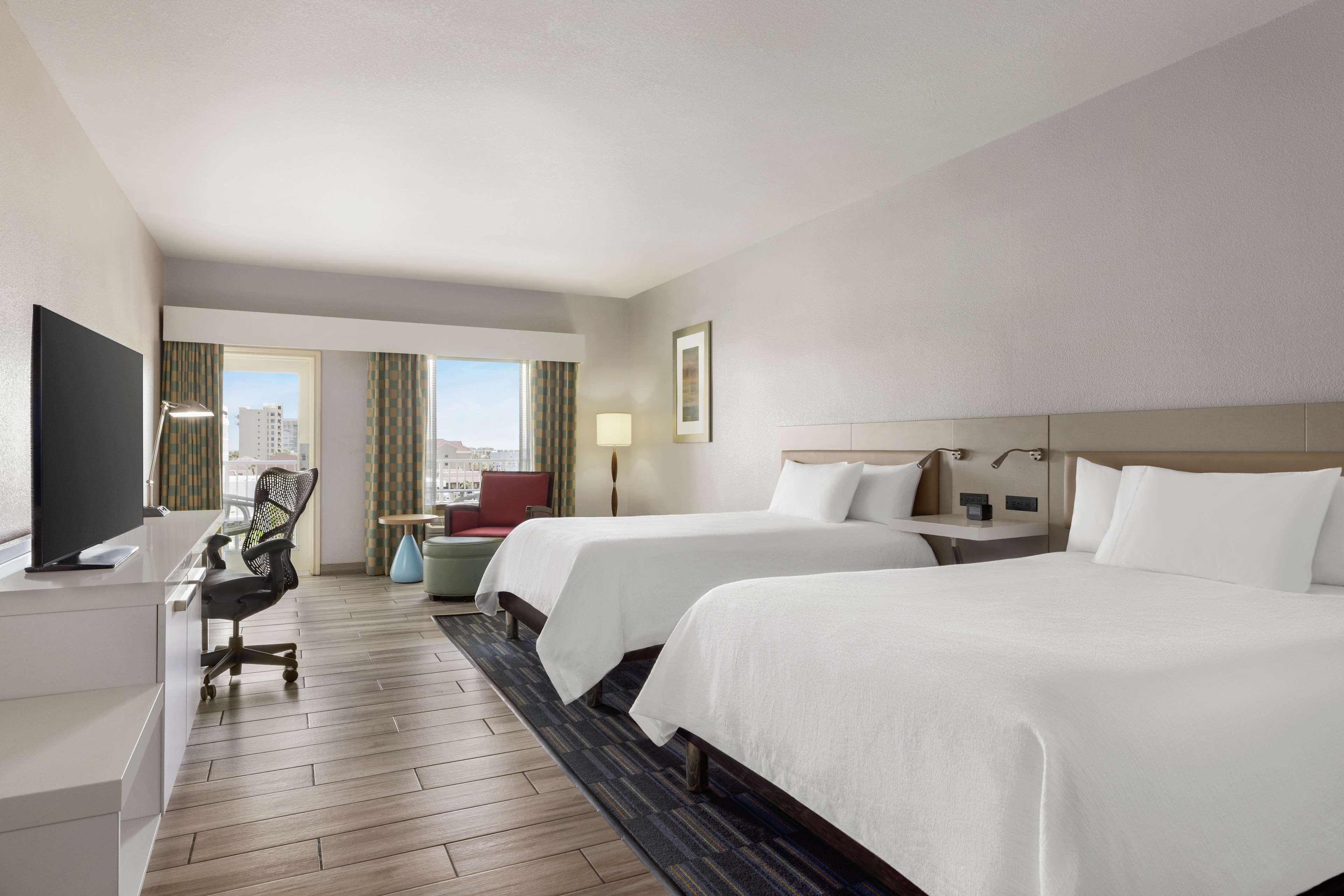 ROOM, 2 QUEEN BEDS, BALCONY