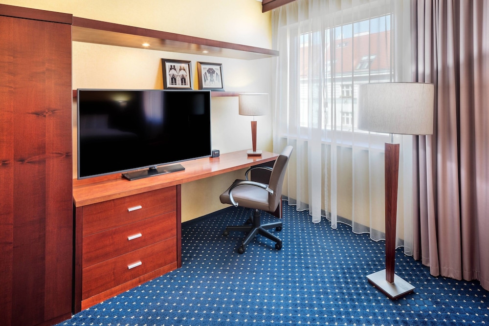 Courtyard By Marriott Prague City 53/54