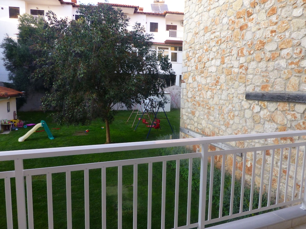 Pavloudis Apartments 42/50