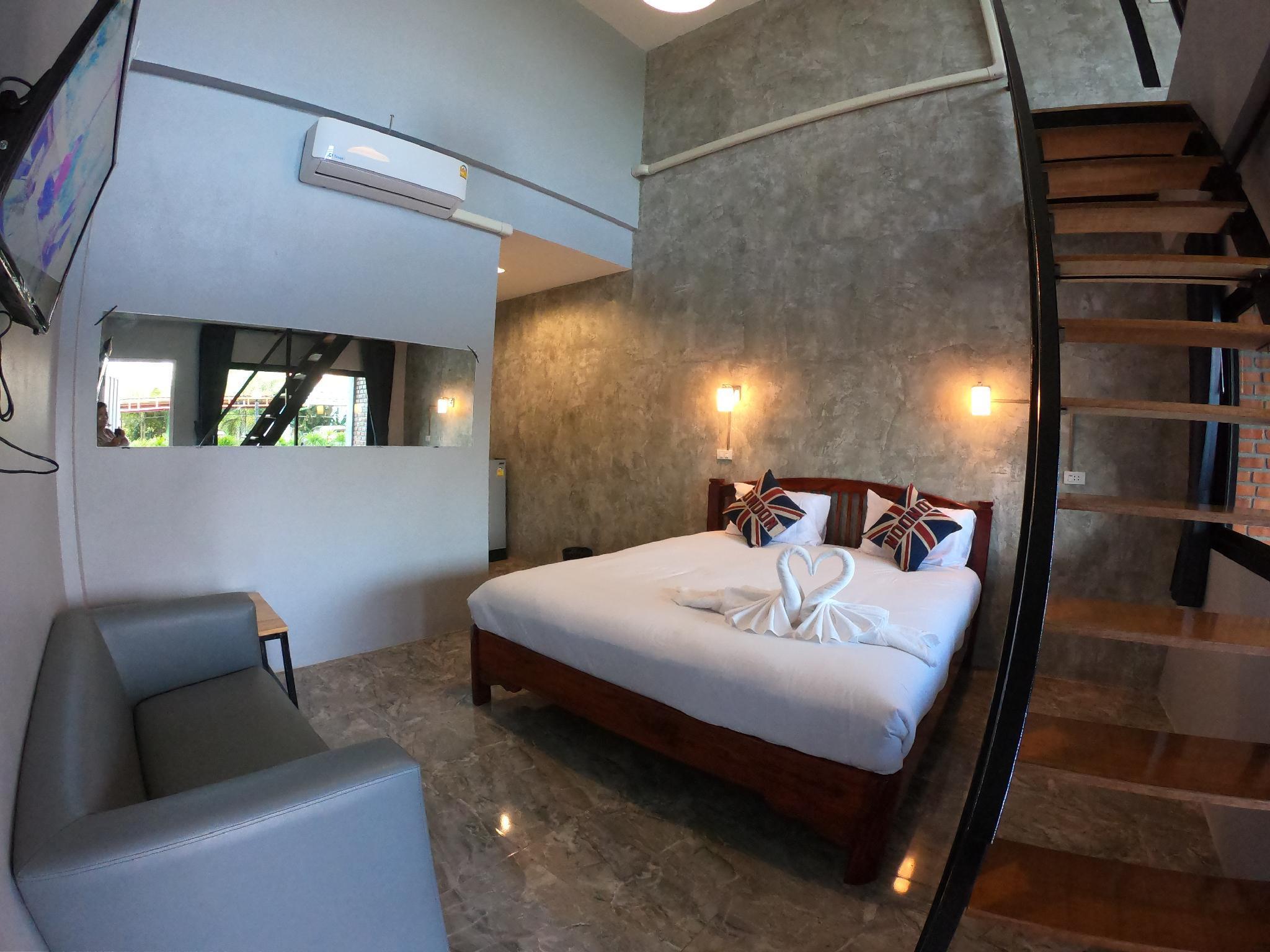 Pool, Junior, Double Bed, Terrace