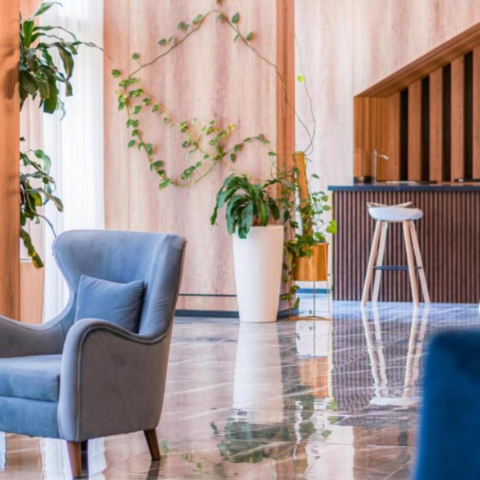 Palette Luxury MAS Hotel 33/35