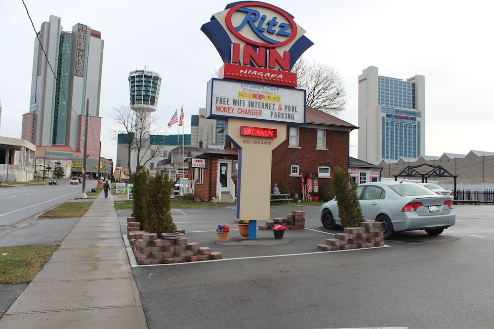 Ritz Inn Niagara 55/65