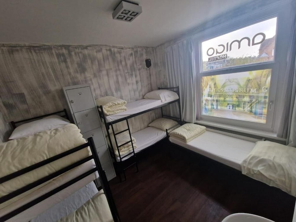 Amigo Budget Hotel 18/50