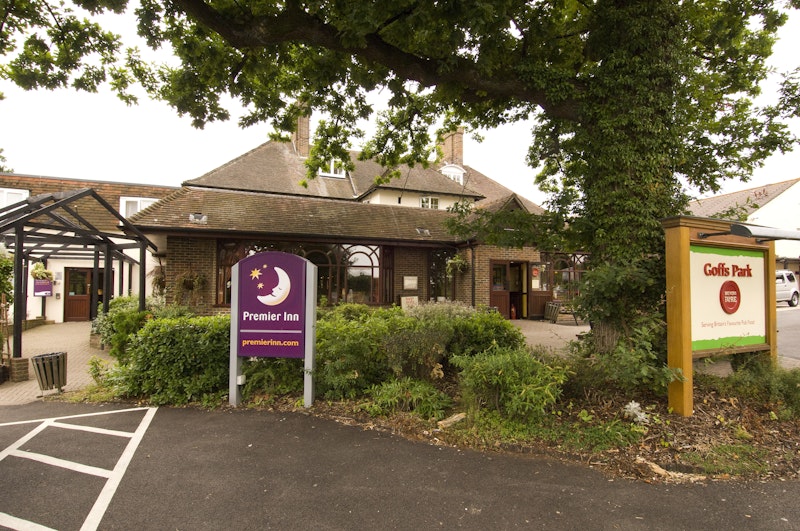 Premier Inn Gatwick Crawley Town (Goffs Park) Hotel 19/21