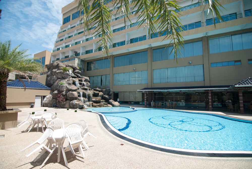 Grand Darul Makmur Hotel Kuantan 6/64