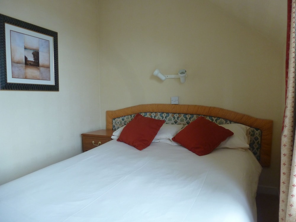 CASTLETOWN HOTEL 6/40
