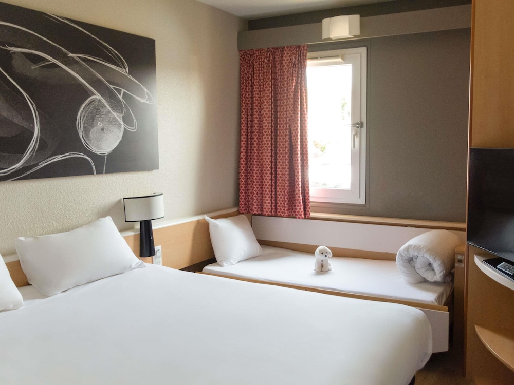 Ibis Narbonne 29/66