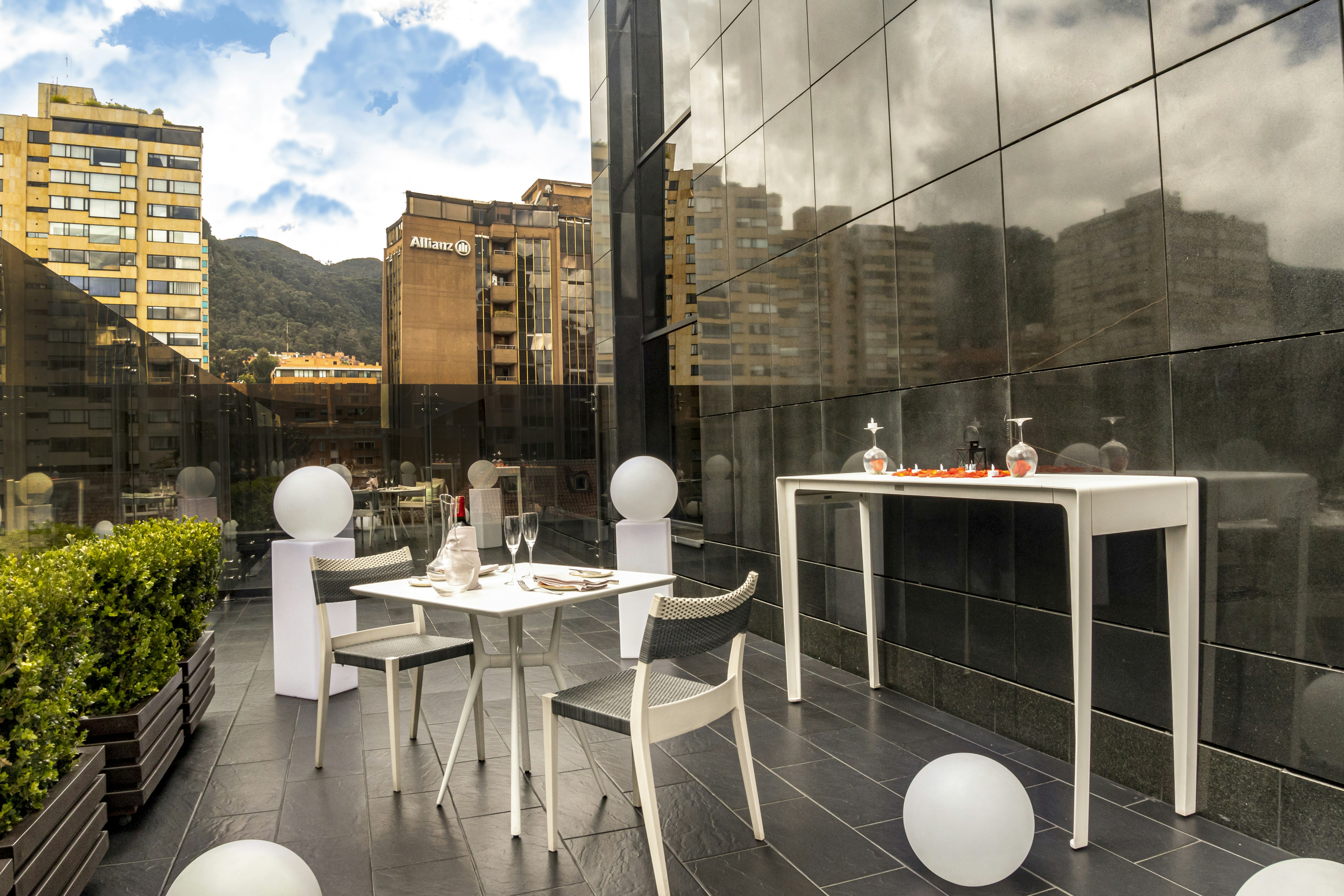 جناح بسرير كينج بشرفة، Hilton Bogota 6/6