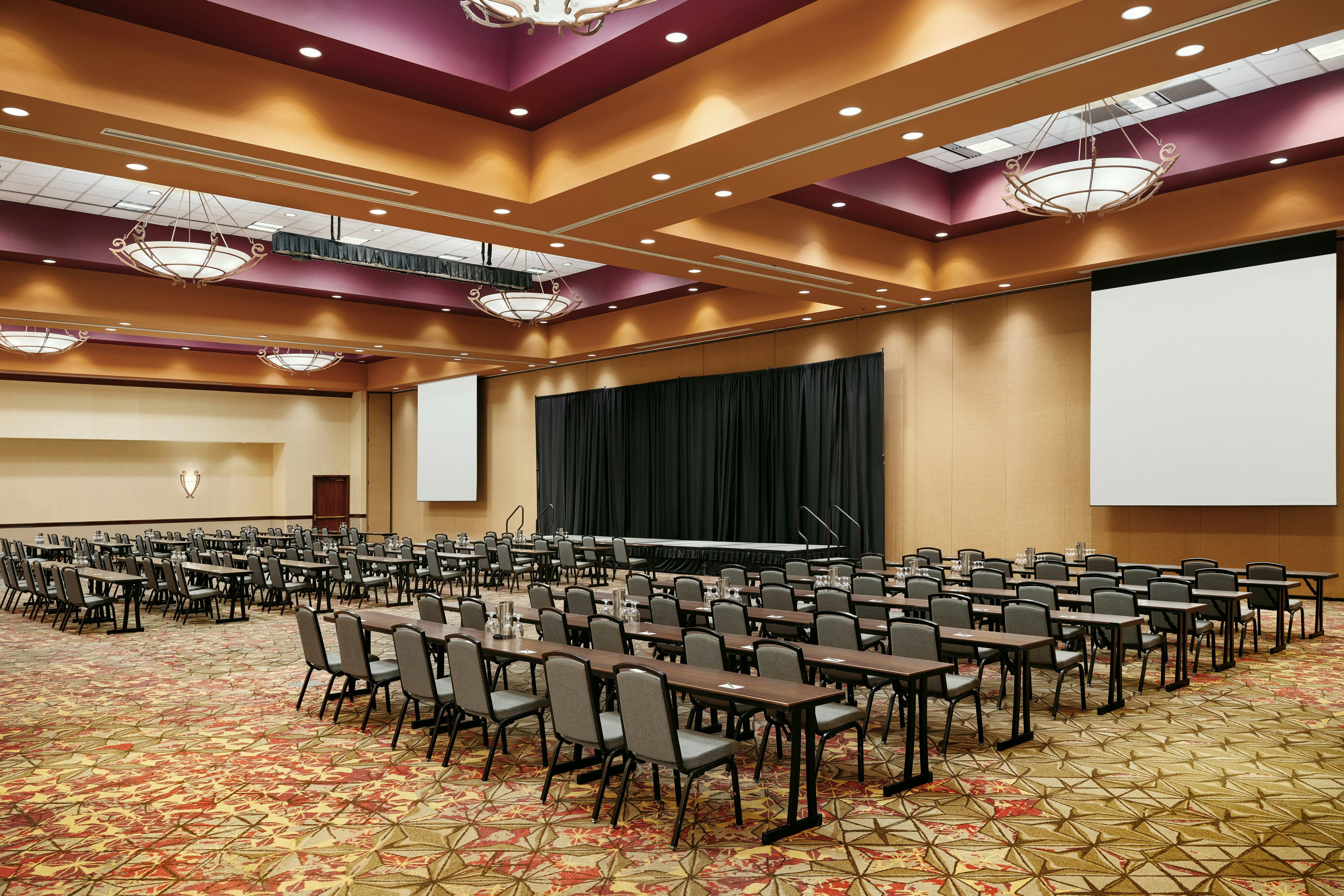 Embassy Suites by Hilton Charlotte Concord Golf Resort & Spa 58/74