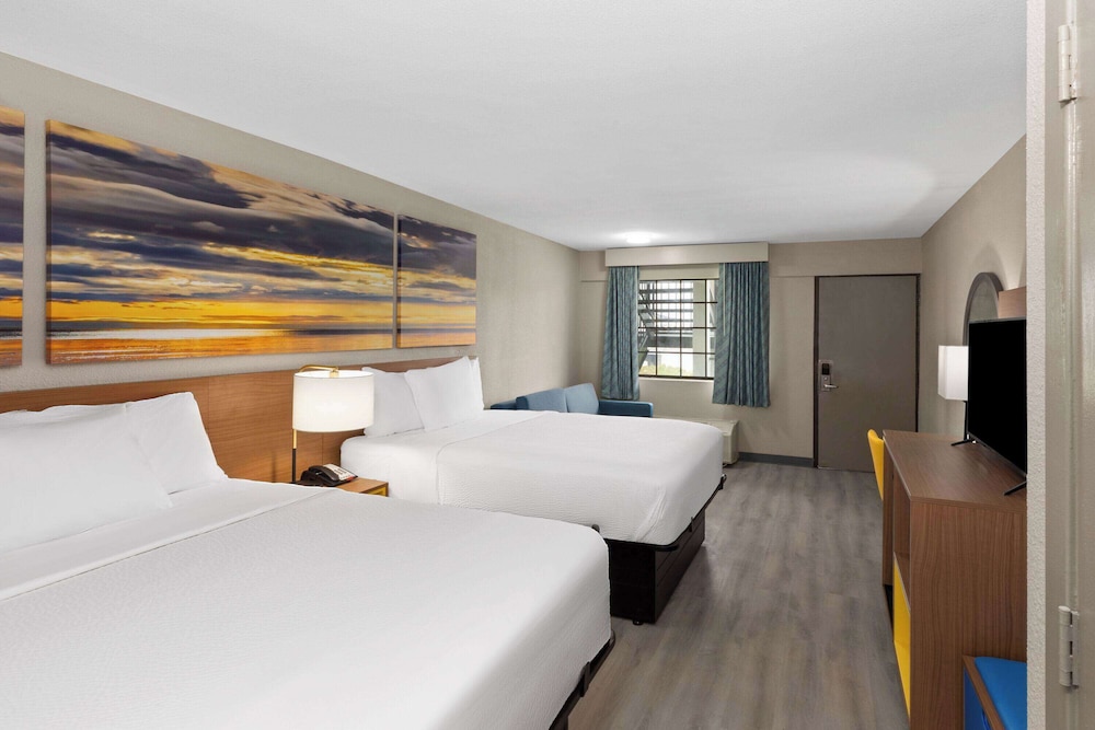 Studio, Suite, 2 Queen Beds
