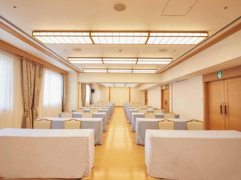 Kansai Airport Washington Hotel 41/67