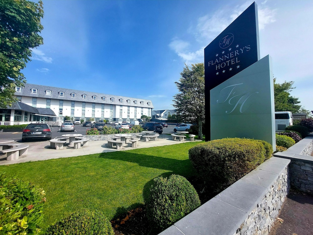 Flannerys Hotel Galway 53/60