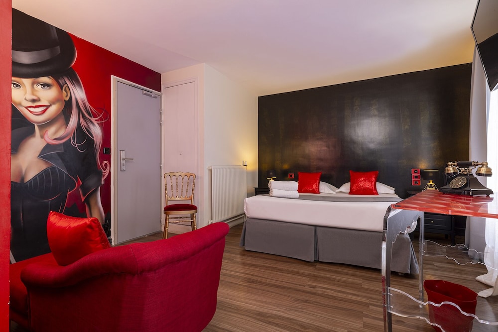 HOTEL PARIS LEGENDRE 4/51