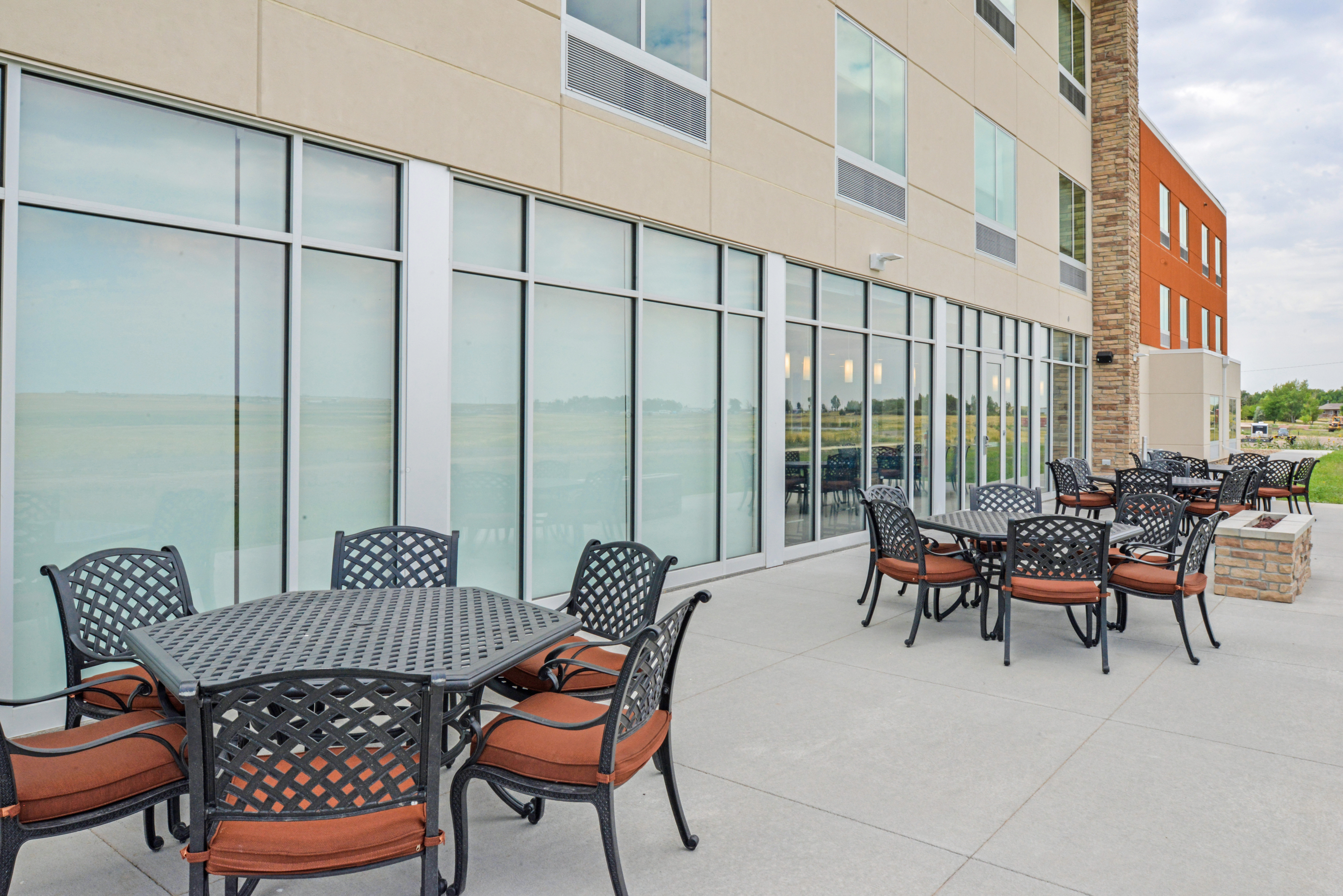 Holiday Inn Express Suites Chadron 47/76
