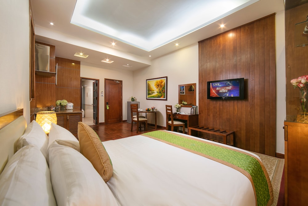 Emerald Hotel Hanoi 28/72