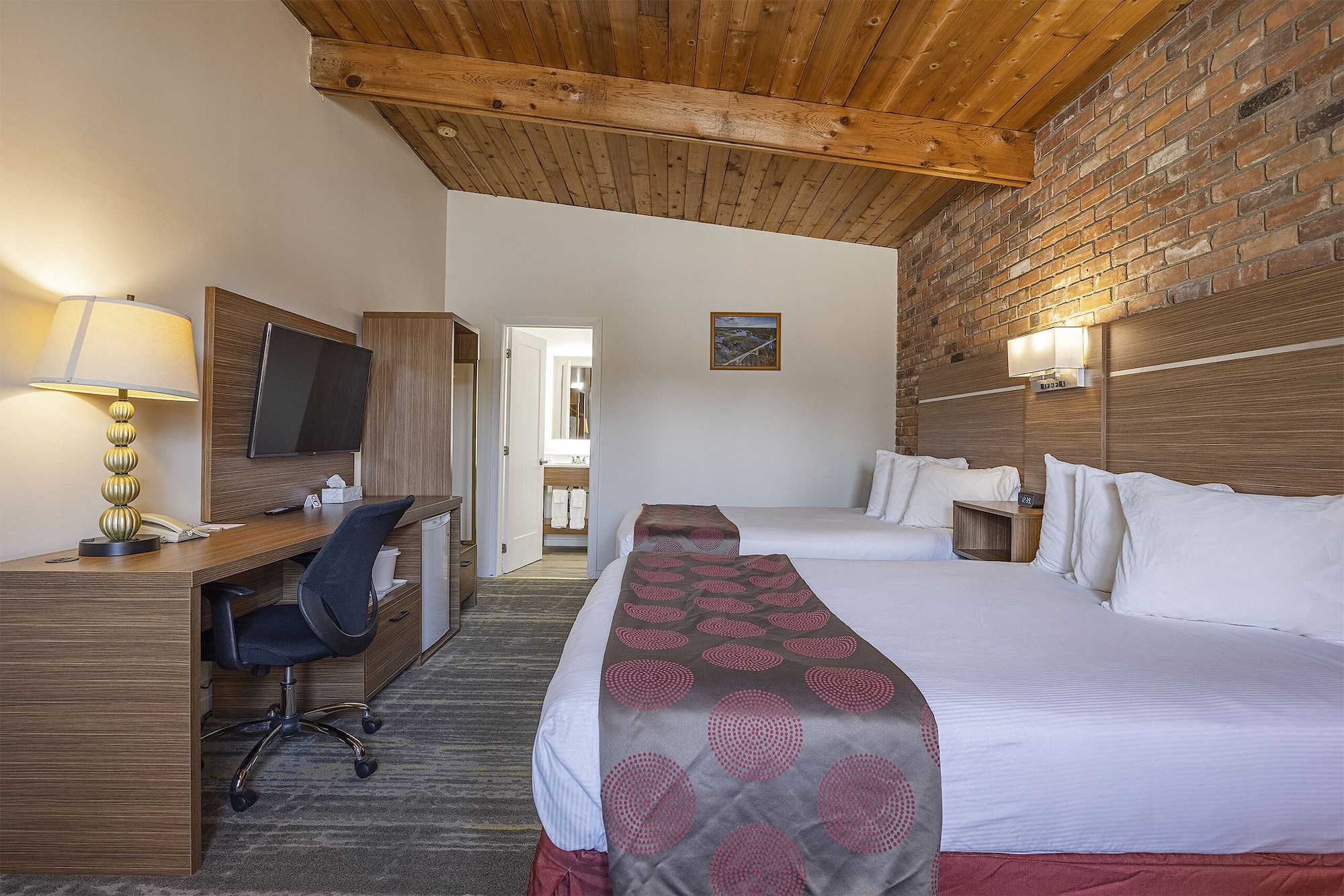 غرفة ديلوكس بسريرين كوين، Ramada by Wyndham 1000 Islands/Gananoque 7/10