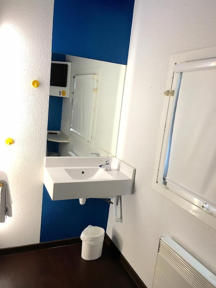 hotelF1 Saint Brieuc 22/22