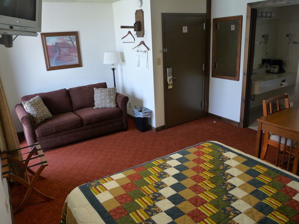 RiverBank Lodge 19/34