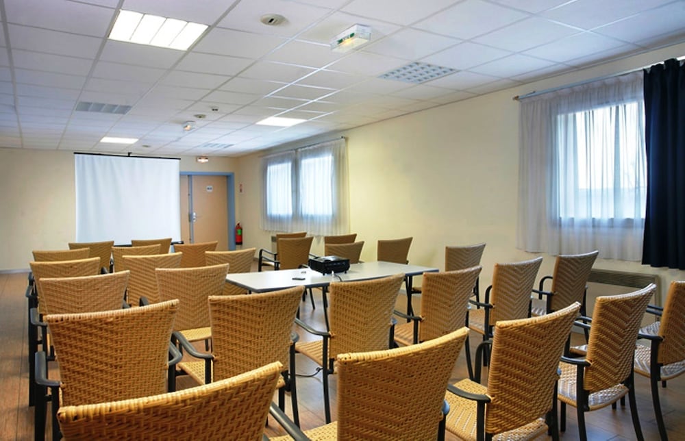 ibis Styles Bale-Mulhouse Aeroport 45/50
