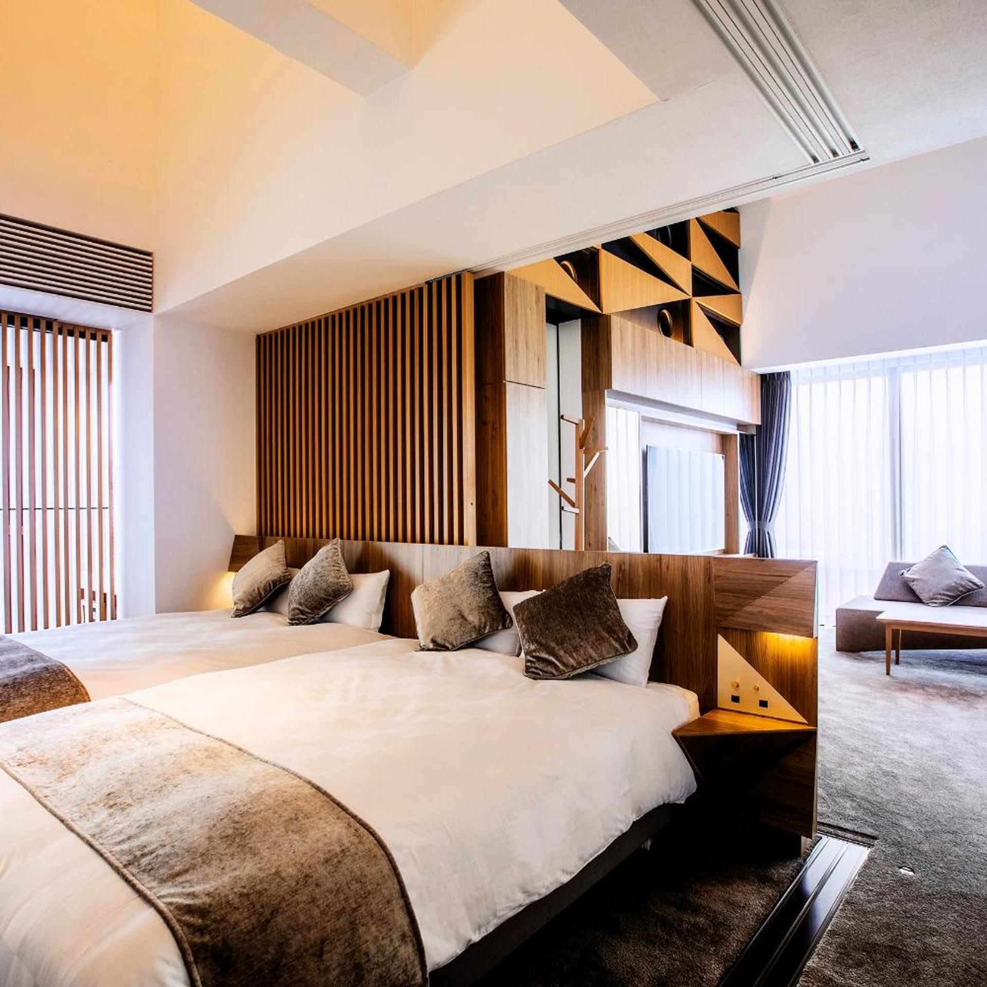 Suite, Outdoor Jetted Tub, Terrace, Club Lounge Access