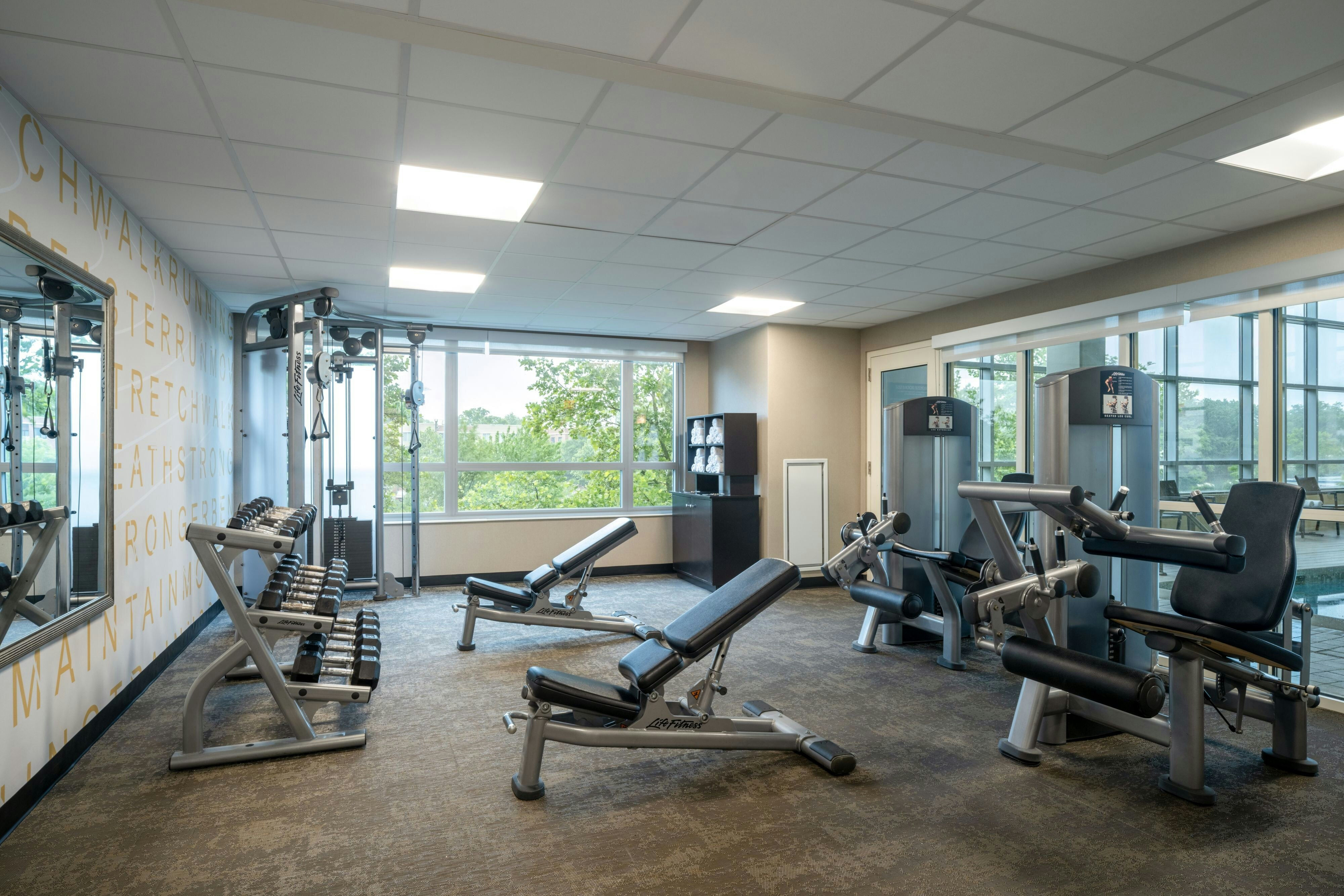 RESIDENCE INN ARLINGTON BALLSTON 13/37