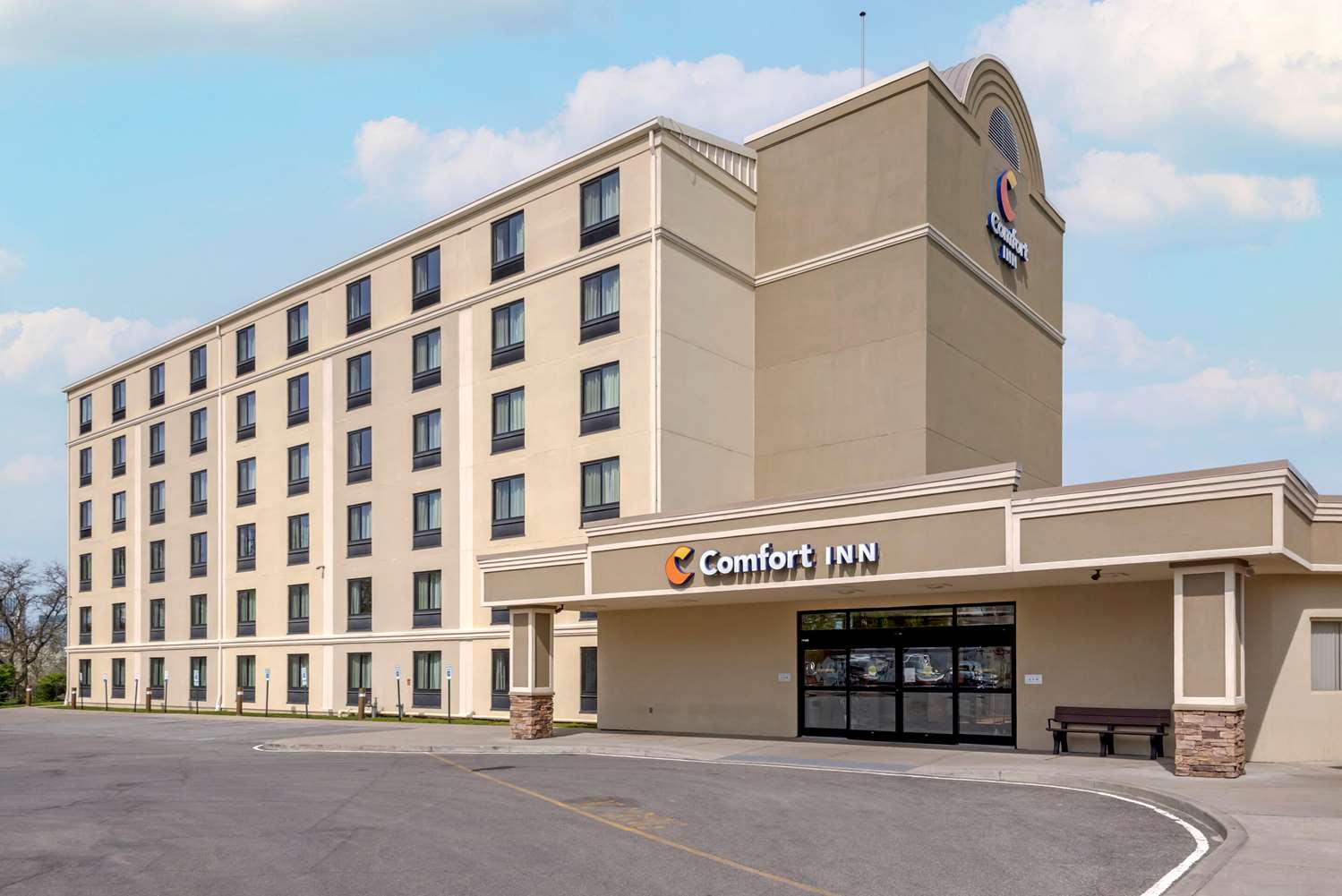 Comfort Inn The Pointe Niagara Falls, NY 46/47