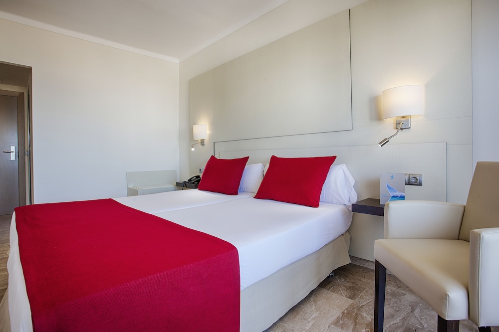 Room at Grupotel Montecarlo, Can Picafort