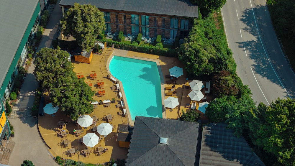 SportScheck Hotel 50/51