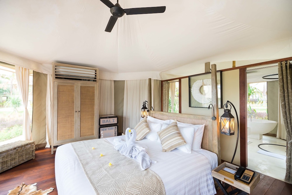 One Bedroom Cliff Tent Villa